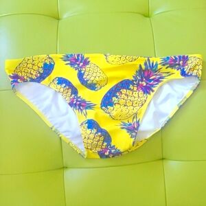 Sluggers Swimwear Deetees